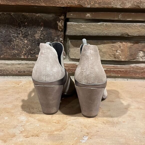 Sigerson Morrison Cathy Suede Point Toe Heeled Bootie - Picture 6 of 9